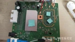 Disassembling My WiFi 6 Router: A Comprehensive Guide