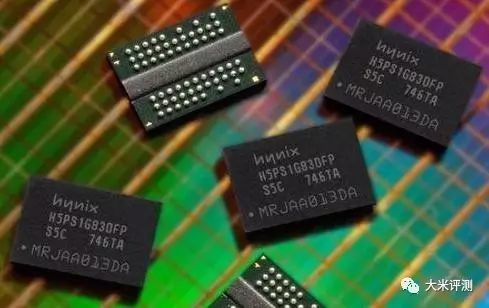 UFS 3.0 and eMMC 5.2 Standards Exposed: UFS 3.0 Reaches 2.4GB/s
