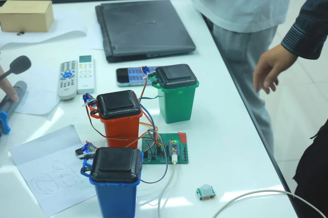 Exploring Arduino Development Boards: Comprehensive Practice Course Report