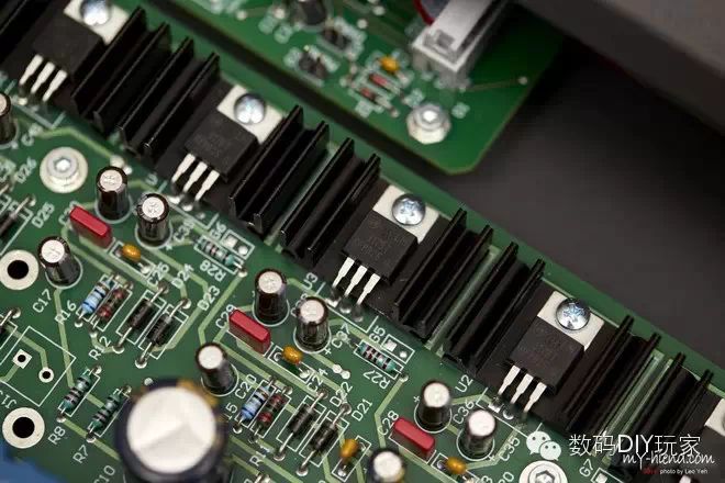 Aqua La Diva Turntable and La Scala MKII DAC Disassembly