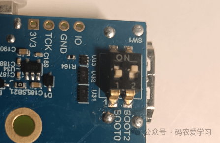Using STM32CubeIDE for M-Core Development on STM32MP157D-DK1
