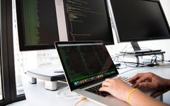 What Phenomena Occur When Microcontrollers Encounter Electromagnetic Interference?