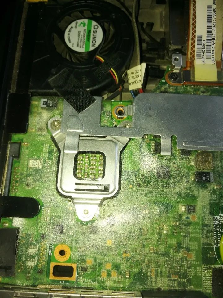 Installing Bluetooth Module and Wireless Card for THINKPAD X200