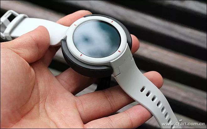 Amazfit Smartwatch Review: Features and Performance