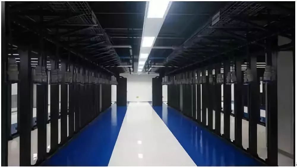 Edge Computing Will Be the Future of Small Data Centers