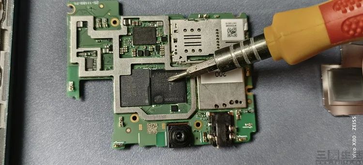 Why Smartwatches Are Difficult to Make? This Engineering Device Reveals the Truth