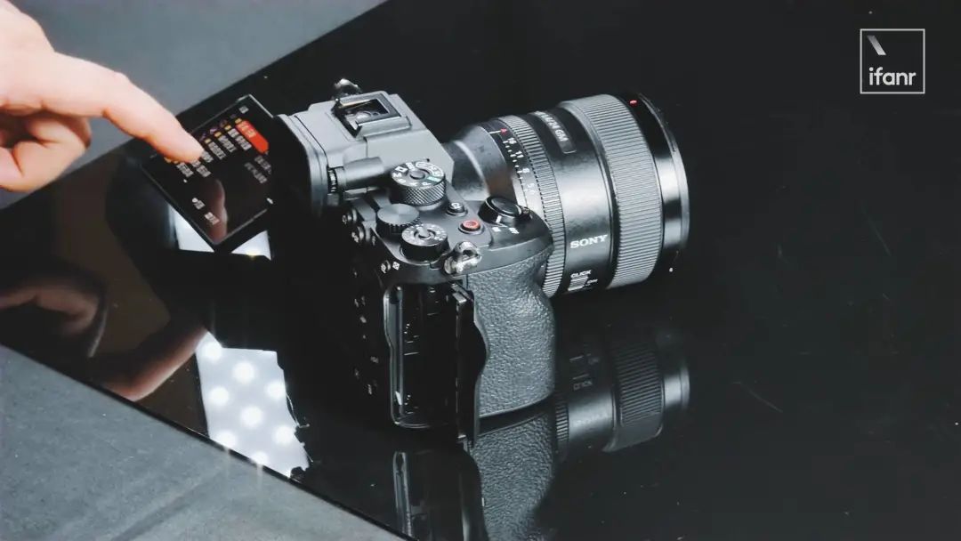 Sony α7S III: Touch Screen and New Menu Enhance 4K Video