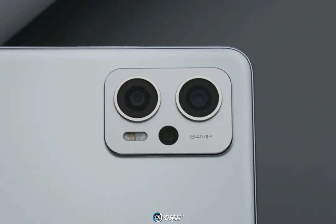 Redmi Note 11 Pro+ Review: LCD Never Becomes a Slave!