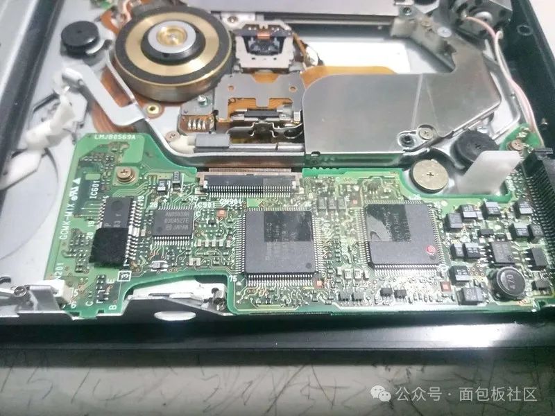 Disassembling the IBM ThinkPad Optical Drive: Some Surprises