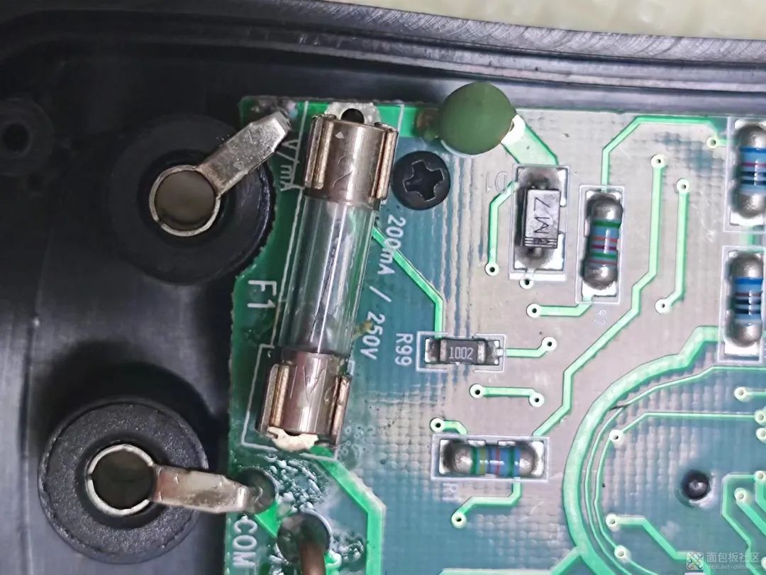 Disassembling the Elec Measuring Multimeter: This Is Design Specification!
