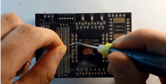 How to Repair Data on a Damaged SD Card