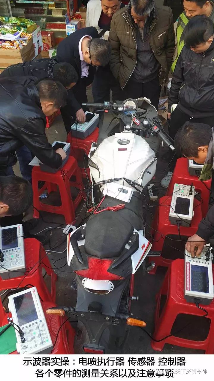 Application of Oscilloscopes in Motorcycle Repair