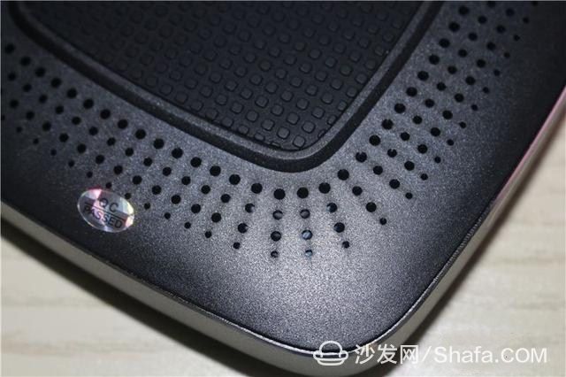 Review of Huishibao RK3399 Smart TV Box: A Powerhouse of Design and Performance