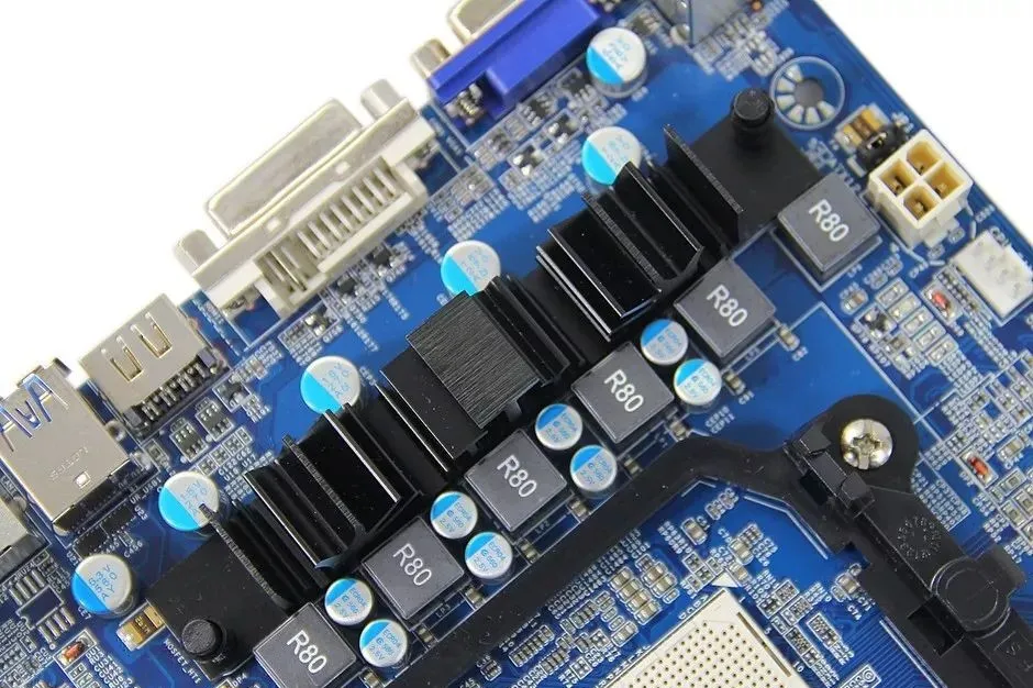 How PCB Boards Can Withstand Over 100A Current