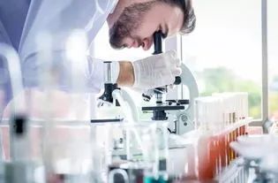 Comprehensive Review of Current Advances in Intrahepatic Cholangiocarcinoma Treatment