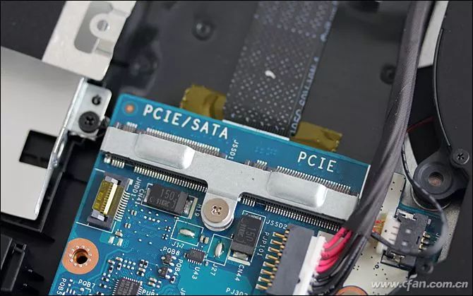 Why Are Storage Cards Smaller Than Fingernails Comparable to SSD Speeds?