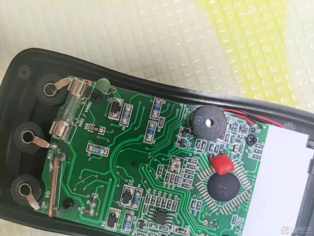 Disassembling the Elec Measuring Multimeter: This Is Design Specification!