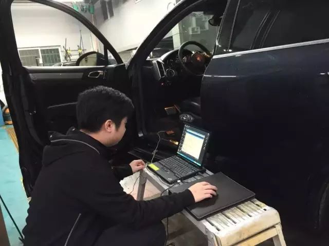 Enhancing Car Power with ECU Remapping