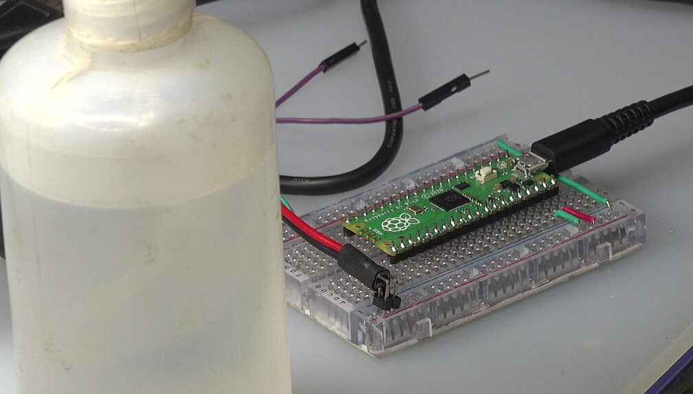 Useful Knowledge: Interesting Basic Experiments with Raspberry Pi Pico