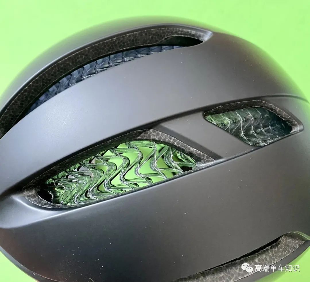 Differences Between MIPS, SPIN, and WaveCel Helmets