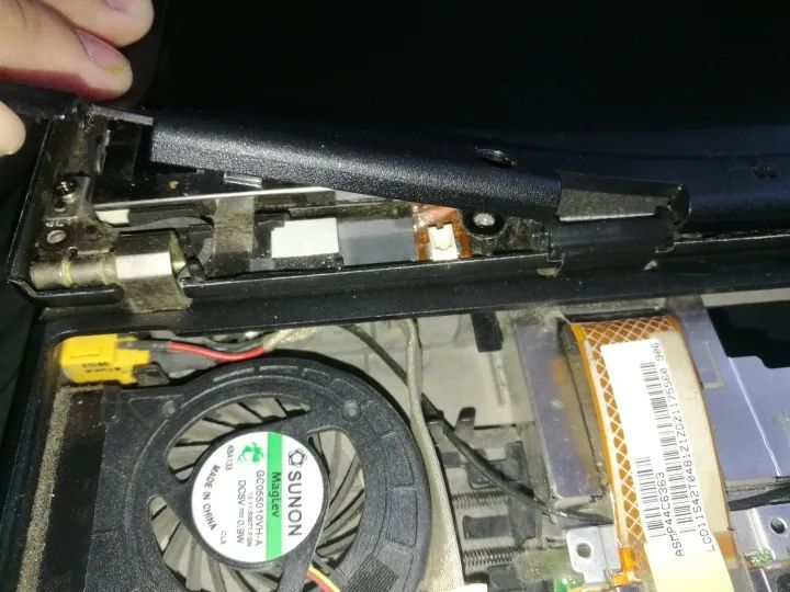 Installing Bluetooth Module and Wireless Card for THINKPAD X200