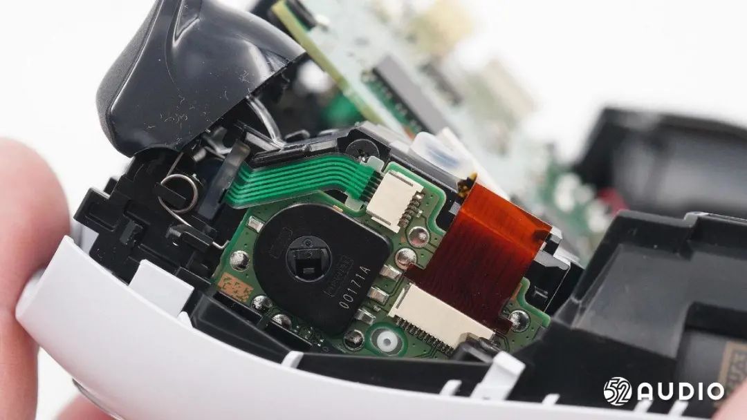 Sony PS5 DualSense Wireless Controller Teardown