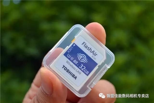 Does Canon 7D Support WiFi SD Cards?