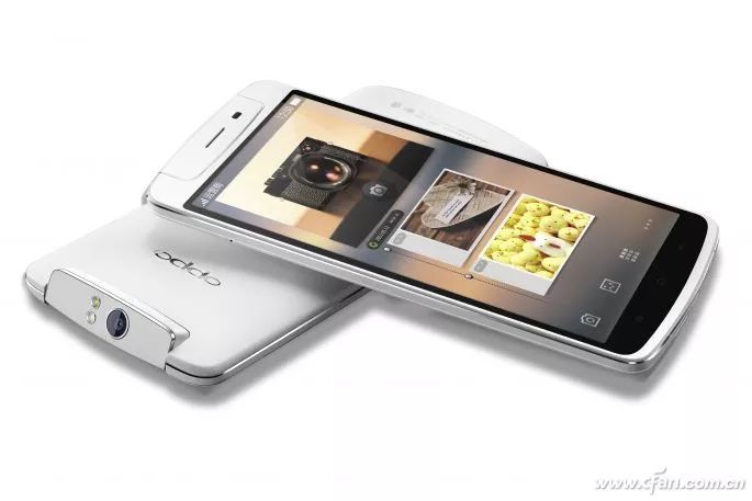 How to Take Photos Without a Front Camera? Exploring Smartphone Innovations
