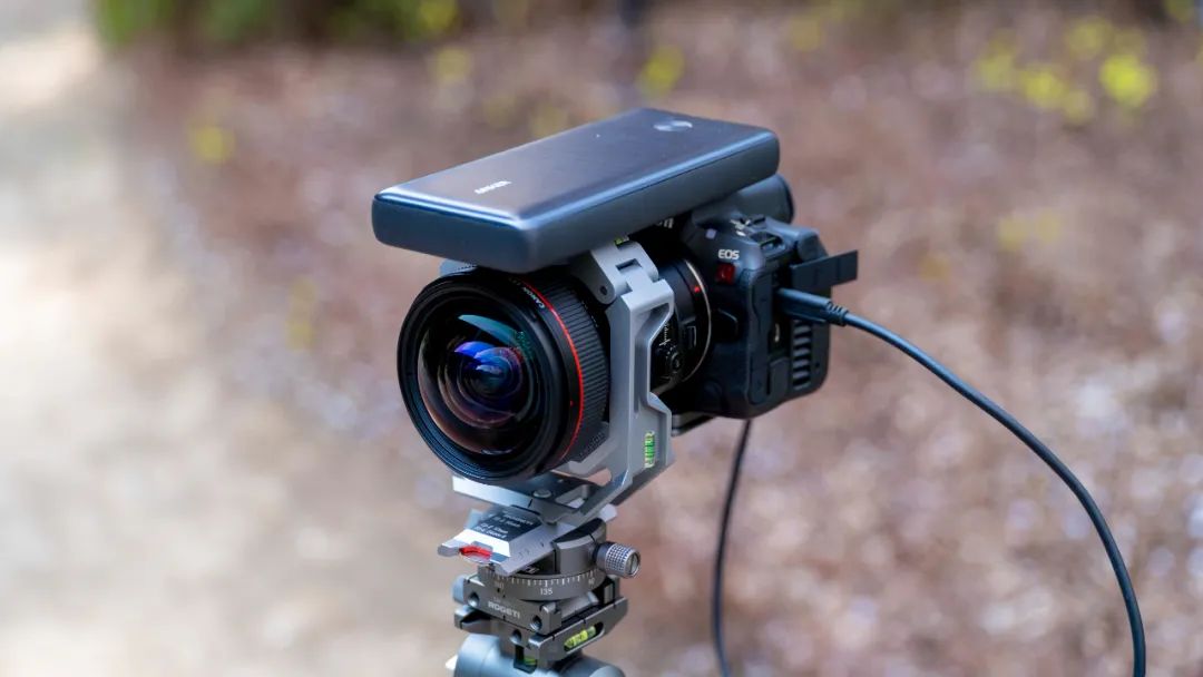 Detailed Features of EOS R5 C