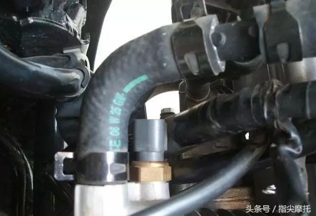 Is the Temperature Sensor in Fuel-Injected Motorcycles Optional? What Are the Effects of Failure?