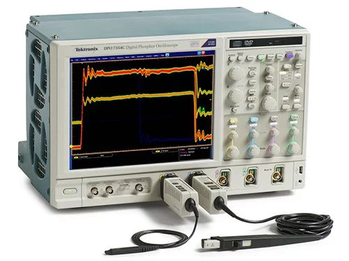 A Brief Discussion on the Differences Between Analog and Digital Oscilloscopes