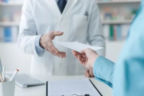 Comprehensive Review of Current Advances in Intrahepatic Cholangiocarcinoma Treatment
