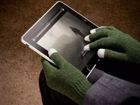 Understanding Touchscreen Gloves