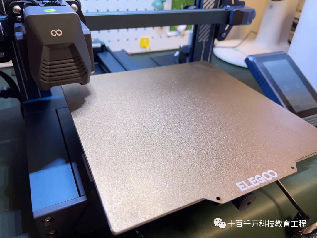A Beginner's Guide to Home 3D Printing