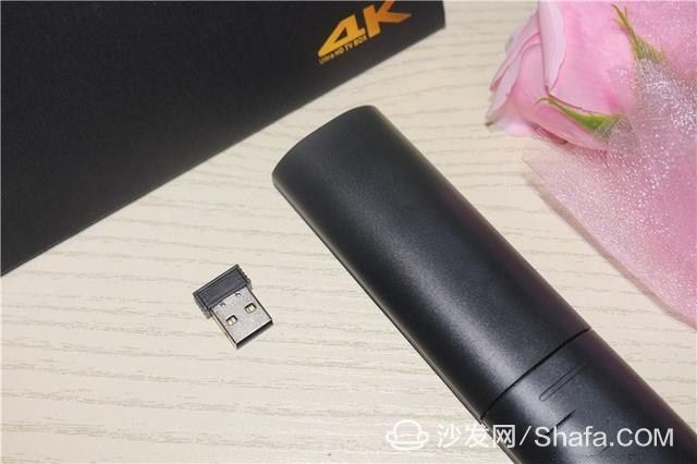 Review of Huishibao RK3399 Smart TV Box: A Powerhouse of Design and Performance