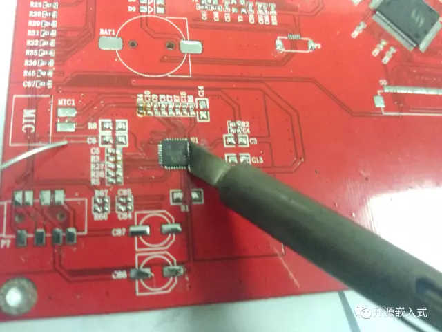 Tech Tips for Manual Soldering of PCB Components