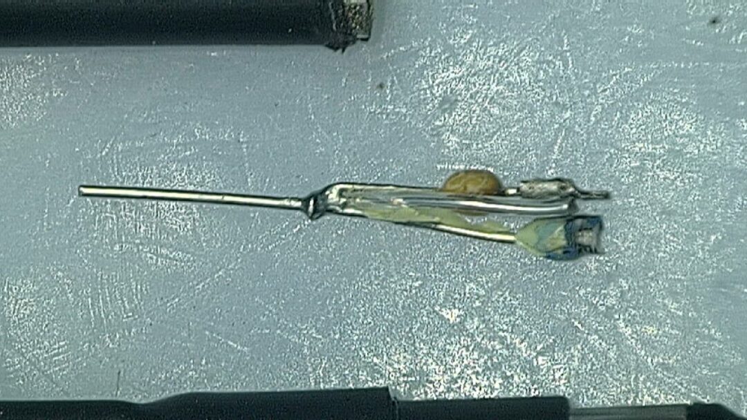 Coupling Capacitor and Resistor at Oscilloscope Probe Front End
