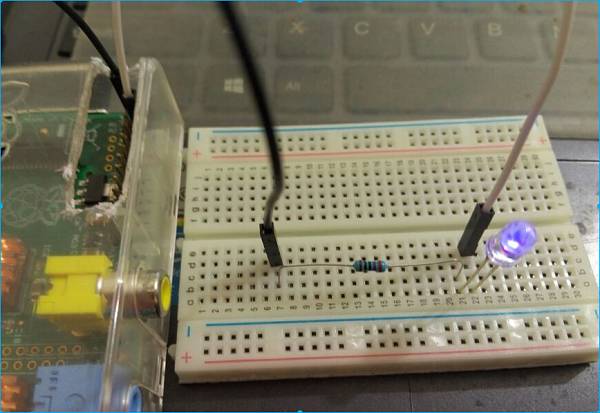 Using Raspberry Pi GPIO to Light Up an LED
