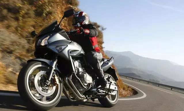 ECU Control of Fuel Injection in Motorcycles: Six Conditions Explained