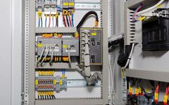 PLC Programming: The Core Tool of the Industrial Intelligence Era
