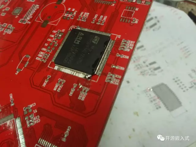Tech Tips for Manual Soldering of PCB Components