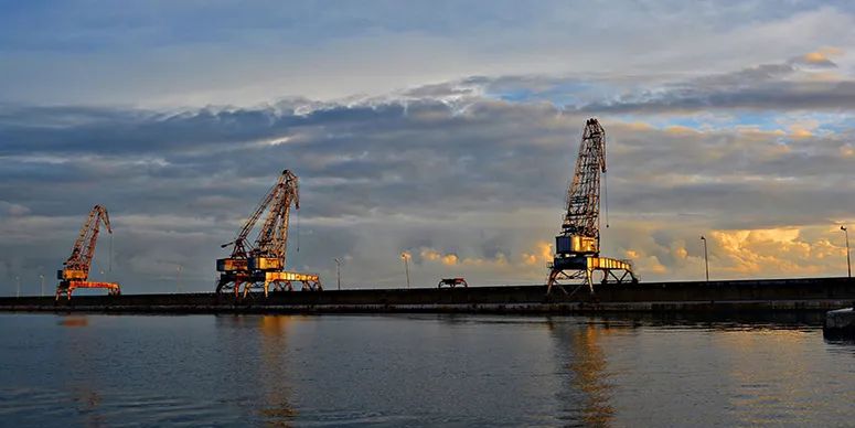 Edge Computing in Drilling: Challenges and Solutions