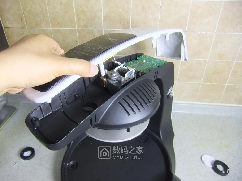 Disassembling an Air Fryer: Circuit Analysis