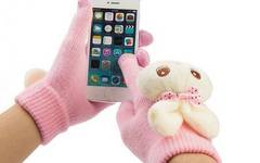 Using Gloves with Touchscreens