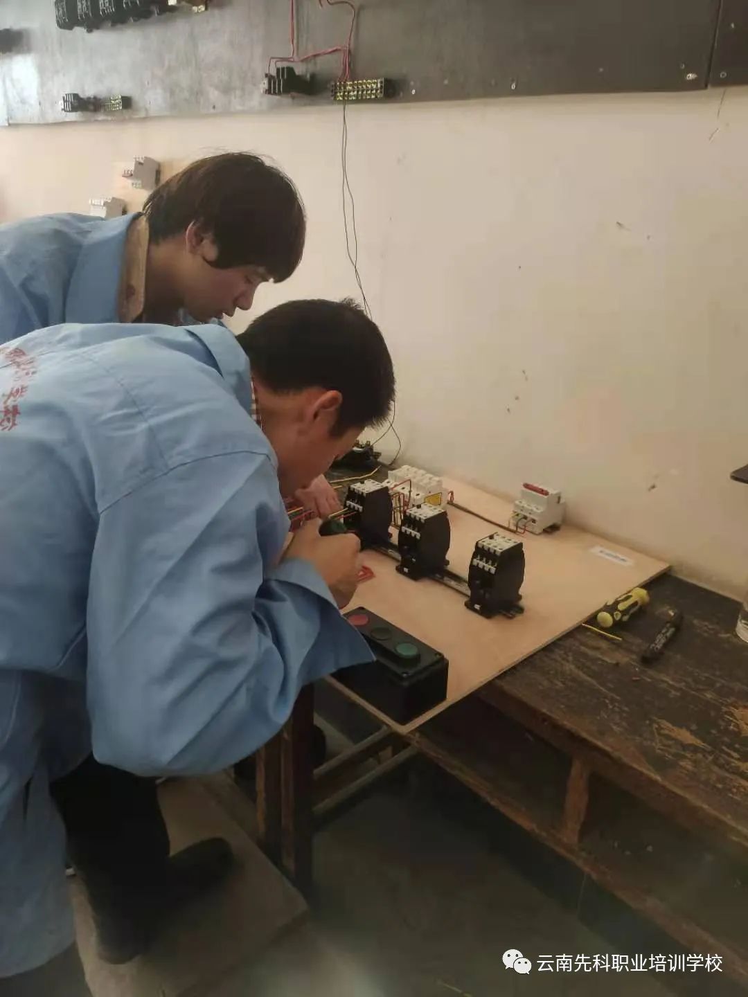 Electrical PLC Class Student Circuit Board Programming Practice