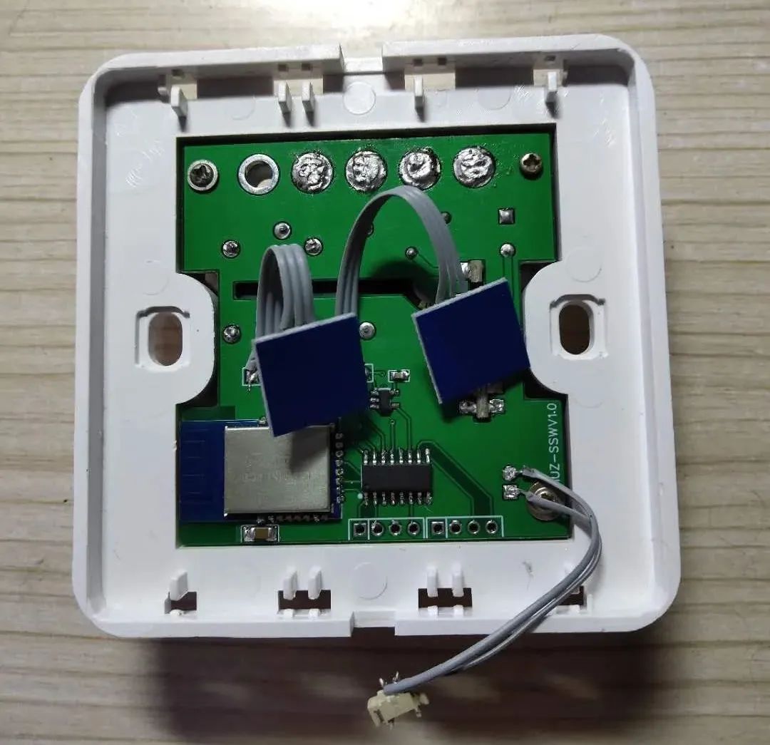 ESP8266 and Zigbee Networked Wall Switch Modification