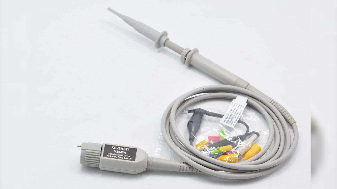 Coupling Capacitor and Resistor at Oscilloscope Probe Front End