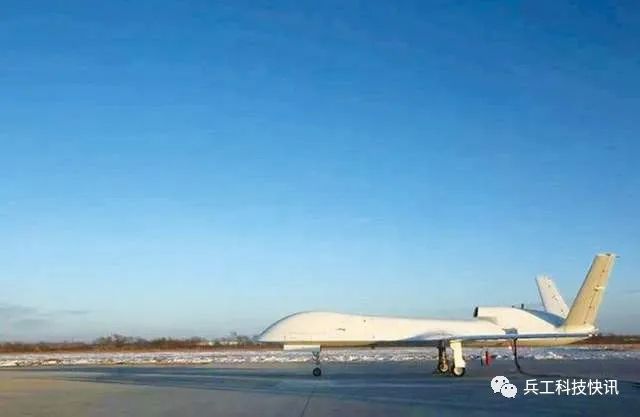 Future Naval Unmanned Combat System Core: Domestic WJ-700 Falcon UAV