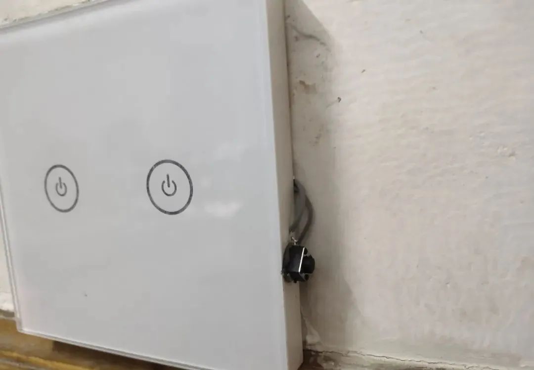 ESP8266 and Zigbee Networked Wall Switch Modification