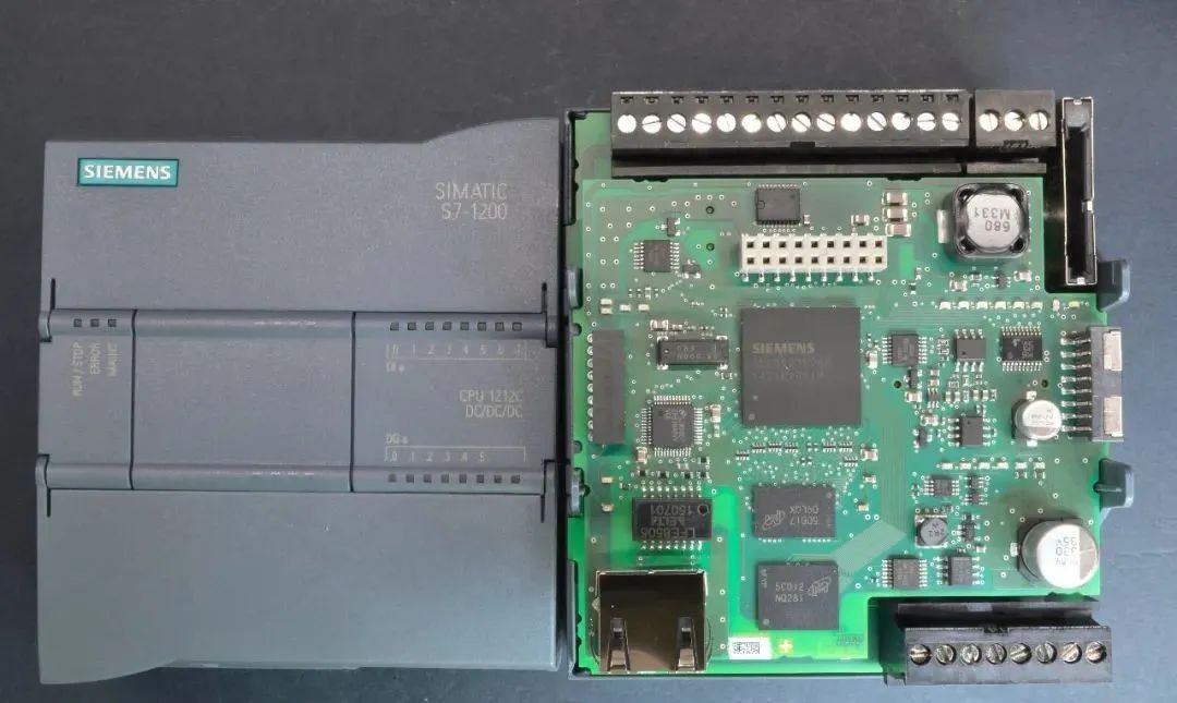 Disassembling Siemens S7-1200 PLC: A Look Inside the Chip